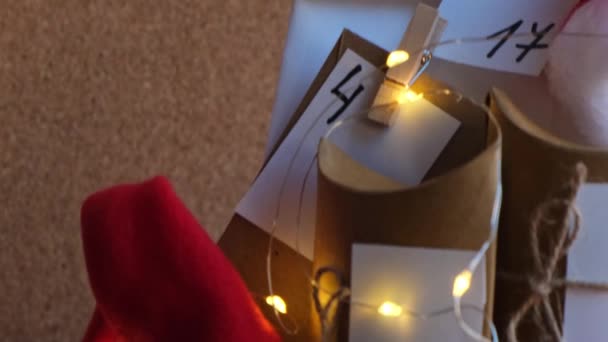 Eredeti Advent Naptár Karácsonyi Házi Készítésű Felkészülés Karácsonyi Koncepcióra Családi — Stock videók