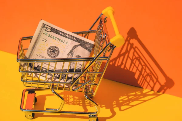 Dollar Papper Valuta Sedel Pengar Shopping Vagn Vagn Färgglada Orange — Stockfoto