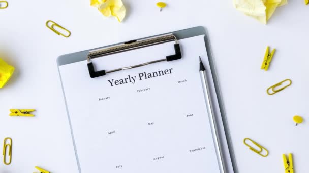 Yearly Goals Planner White Background 집에서 생산적 상태를 유지할 계획이다 — 비디오