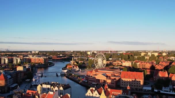 Vacker Arkitektur Gamla Stan Gdansk Polen Solig Dag Flygfoto Från — Stockvideo