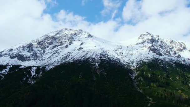 Vintersnöiga Bergstoppar Snötäckta Berg Zakopane Polen Majestätiska Mountain Peaks Golden — Stockvideo