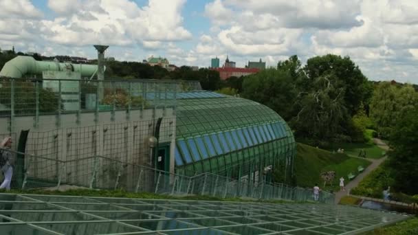 Warsaw Poland May 2022 Botanical Garden Roof Warsaw University Library — Stok video