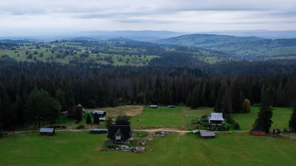 Widok Lotu Ptaka Zakopane Pod Tatrami Pasma Górskiego Gubałówka Drone — Zdjęcie stockowe