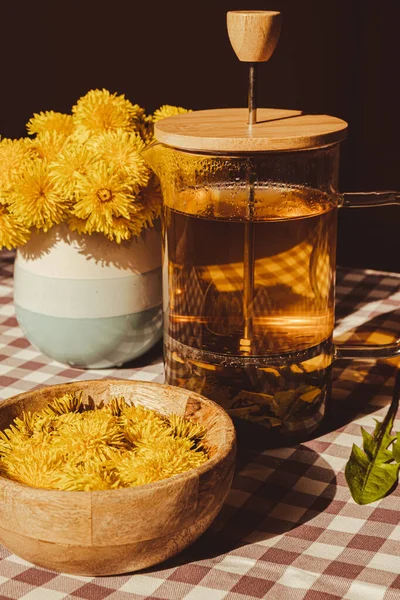 Preparing Dandelion Flower Healthy Tea Glass Cup Table Herbal Medicine — Photo