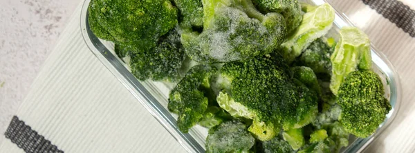 Bevroren Voedsel Broccoli Bloemen Zelfgemaakt Oogstconcept Voorraadvorming Groenten Voor Winteropslag — Stockfoto