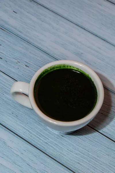 Matcha Kawa Latte Niebiesko Zielone Algi Chlorella Spirulina Proszek Pić — Zdjęcie stockowe