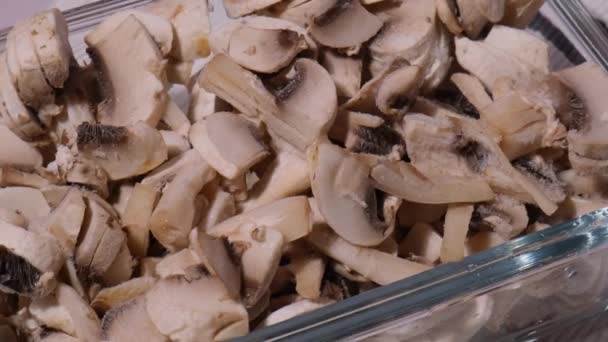 Donmuş Yiyecek Dilimlenmiş Mantar Şampiyonu Yapımı Hasat Konsepti Kış Için — Stok video