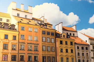 Varşova, Polonya Ağustos 2022. Mimarlık binaları, Mimarlık Şehri manzarası ünlü turistik eğlence merkezi Elblag 'ı inşa ediyor. Avrupa 'daki müzeler ve anıtlar 