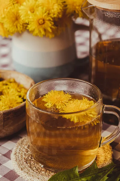 Dandelion Flower Healthy Tea Glass Cup Table Herbal Medicine Delicious — Fotografia de Stock