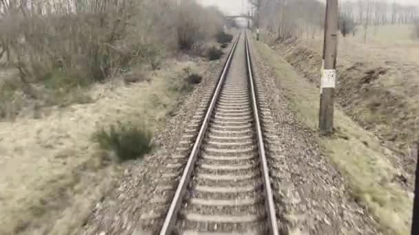 Pohled Železniční Trať Zadního Okna Rychlých Jízd Vlakem Bullet Železniční — Stock video
