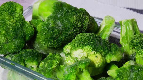 Lasso Tempo Scongelamento Fusione Broccoli Surgelati Fatti Casa Concetto Raccolta — Video Stock