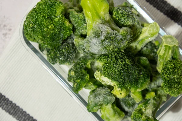 Zmrazené Brokolice Domácí Půdě Koncept Sklizně Zásobování Zeleniny Pro Zimní — Stock fotografie