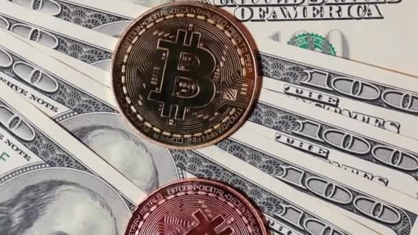 Moneda Oro Bitcoin Billetes 100 Dólares Concepto Comercio Minero Bitcoin — Vídeos de Stock