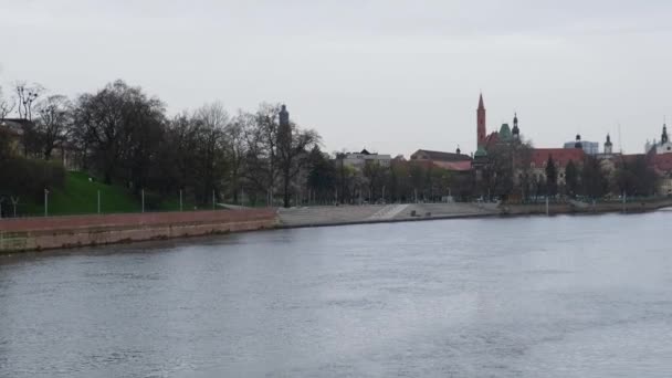 Wrocławska Panorama Krajobrazu Rzeka Odra Historyczna Stolica Śląska Europa Budynki — Wideo stockowe