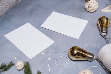 Noel hediyesi olarak el işi Noel hediyesi yaratma hikâyesi. Dokunarak yapılan bir aktivite. Yaratıcı kendi yarattığım hediyelerin ana sınıfı gelişimi. Mevsimlik ev hayatı mikro an hobisi