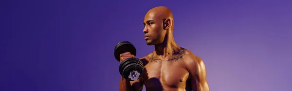 Muscular Man Doing Exercise Weight Dumbbells Studio Background Color Filter — Stockfoto