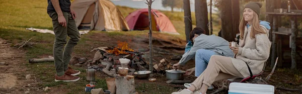 Caucasian Man Women Friends Talking Laughing Fire Camp Site Resting — Photo