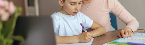 Portrait Beautiful Mother Helping Small Teen Son Homework Copybook Writing — Stock Photo, Image
