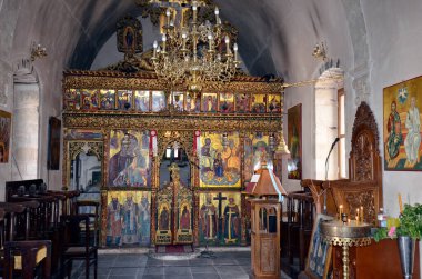 Greece, Crete, richly decorated iconostasis in the orthodox church of the mountain village Mochos