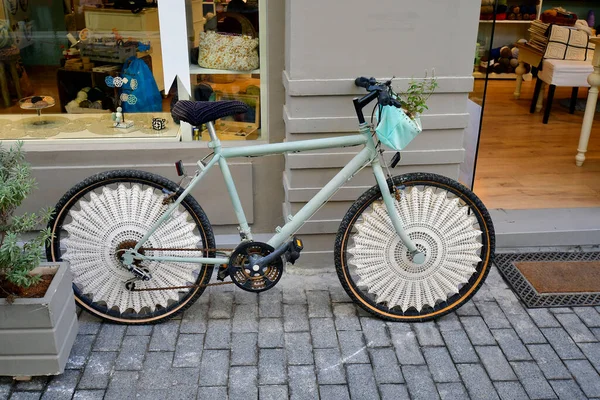 Grecia Iraklio Bicicletta Decorata Con Protezione Maglia — Foto Stock