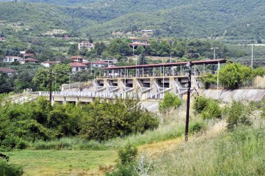 Yunanistan ve Orta Makedonya 'daki Kerkini Gölü' nün baraj kilidi yapay bir göl ve kuşlar için doğa rezervi