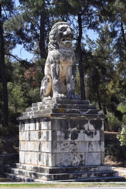 Yunanistan, Amphipoli aslanı, Amiral Laemedon için yapılan 4. yüzyıldan kalma dev bir cenaze anıtıdır.