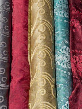 Yuvarlak renkli kumaşları yakın çekim