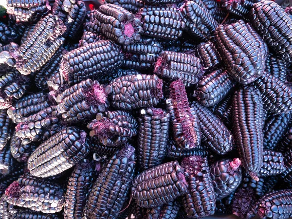 Пурпурная Кукуруза Рынке Пуно Утрам — стоковое фото