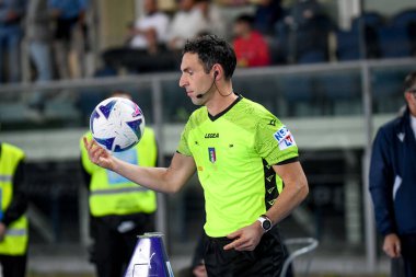 İtalyan futbol takımı Serie A maçında Juan Luca Sacchi 'nin hakemi, 31 Ekim 2022' de İtalya 'nın Verona kentinde oynanan Marcantonio Bentegodi Stadyumu' nda Hellas Verona FC ile AS Roma maçına çıktı.