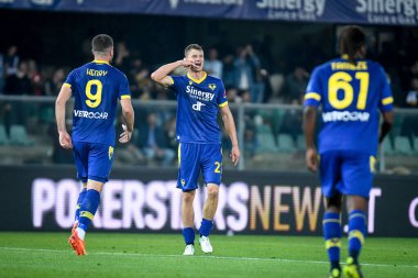 Verona 'dan Pawel Dawidowicz, İtalya' nın Verona kentindeki Marcantonio Bentegodi Stadyumu 'nda oynanan Hellas Verona FC - AS Roma maçında 31 Ekim 2022 - Fotoğraf: Ettore Griffon