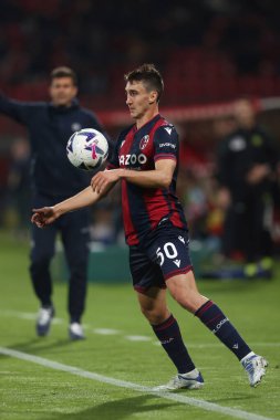 Bologna FC takımından Andrea Cambiaso İtalya 'nın Monza şehrindeki U-Power Stadyumu' nda oynanan AC Monza ile Bologna FC maçında, 31 Ekim 2022 - Fotoğraf: Francesco Scaccianoc