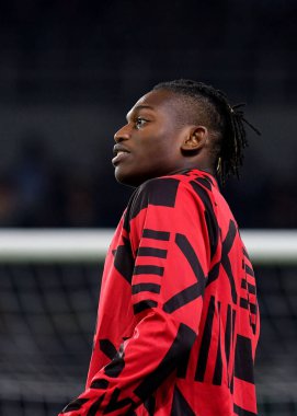 AC Milan 'dan Rafael Leao, 30 Ekim 2022' de İtalya 'nın Torin kentinde oynanan Stadyum Olimpico Grande Torino' da oynanan Torino FC ile AC Milan arasında oynanan 2022 / 23 karşılaşmasına bakıyor - Fotoğraf: Phs Agency / PHS / LiveMedi