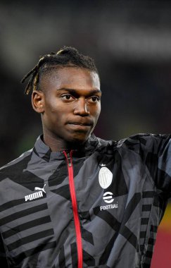 AC Milan 'dan Rafael Leao, Torino FC ile AC Milan arasında 30 Ekim 2022' de Torino Olimpico Grande Torino 'da oynanan 2022 / 23 karşılaşmasında,