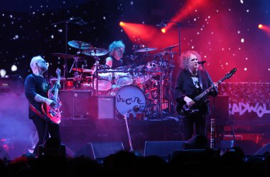 İngiliz grup The Cure with the front man Robert Smith Casalecchio 'daki Unipol Arena' da (Bologna), İtalya, 31 Ekim 2022 - Fotoğraf: Michele Nucci / LiveMedi
