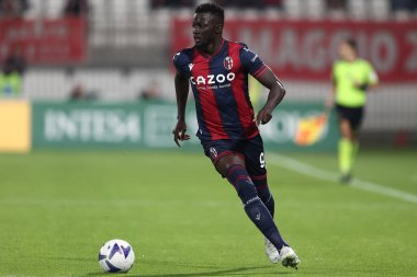 Bologna FC takımından Musa Barrow İtalya 'nın Monza şehrindeki U-Power Stadyumu' nda oynanan AC Monza - 31 Ekim 2022