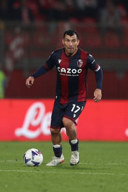 Bologna FC takımından Gary Medel İtalya 'nın Monza şehrindeki U-Power Stadyumu' nda oynanan AC Monza - 31 Ekim 2022