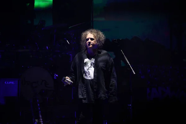 Banda Britânica Cure Com Vocalista Robert Smith Durante Sua Apresentação — Fotografia de Stock