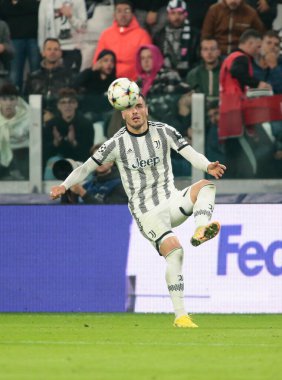 Juventus Fc takımından Filip Kostic, Juventus Fc ile Paris Saint Germain arasında oynanan UEFA Şampiyonlar Ligi H Grubu maçında, 02 Kasım 2022 tarihinde İtalya 'nın başkenti Torino' daki Allianz Stadyumu 'nda oynanmıştır. Fotoğraf: Nderim Kaceli - Fotoğraf: Nderim Kaceli / LiveMedi