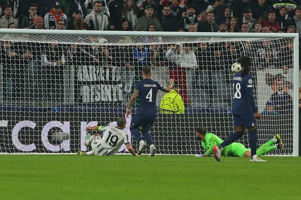 Leonardo Bonucci Juventus Zdobywa Gola Podczas Meczu Uefa Champions League — Zdjęcie stockowe
