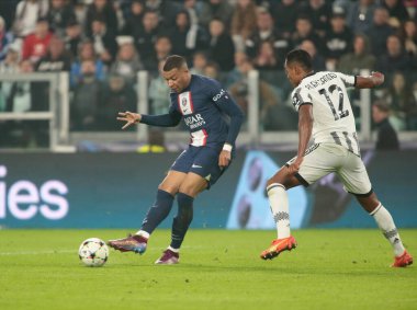 UEFA Şampiyonlar Ligi H Grubu sırasında Paris Saint-Germain FC takımından Kylian Mbappe, 2 Kasım 2022 tarihinde İtalya 'nın Allianz Stadyumu' nda Juventus Fc ve Paris Saint Germain arasında oynanan futbol karşılaşması. Fotoğraf: Nderim Kaceli - Fotoğraf: Nderim Kaceli / LiveMedi