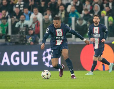 UEFA Şampiyonlar Ligi H Grubu sırasında Paris Saint-Germain FC takımından Kylian Mbappe, 2 Kasım 2022 tarihinde İtalya 'nın Allianz Stadyumu' nda Juventus Fc ve Paris Saint Germain arasında oynanan futbol karşılaşması. Fotoğraf: Nderim Kaceli - Fotoğraf: Nderim Kaceli / LiveMedi