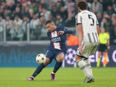 UEFA Şampiyonlar Ligi H Grubu sırasında Paris Saint-Germain FC takımından Kylian Mbappe, 2 Kasım 2022 tarihinde İtalya 'nın Allianz Stadyumu' nda Juventus Fc ve Paris Saint Germain arasında oynanan futbol karşılaşması. Fotoğraf: Nderim Kaceli - Fotoğraf: Nderim Kaceli / LiveMedi