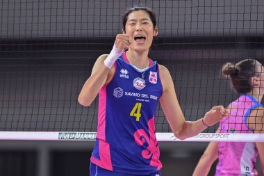 Zhu Ting (Savino Del Bene Scandicci), İtalya Voleybol Serisi A1 Kadınlar müsabakası sırasında İtalya 'nın Floransa kenti Pala Wanny' de TrasportiPesanti Casalmaggiore 'ye karşı Savino Del Bene Scandicci maçını kutluyor.