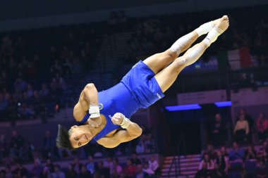 Lorenzo Casati (ITA) Jimnastik Sanatsal Jimnastik Dünya Şampiyonası sırasında zemin - Liverpool, İtalya 'daki M & S Bank Arena' da Erkekler Takım Finali, 2 Kasım 2022 - Fotoğraf: Filippo Tomas