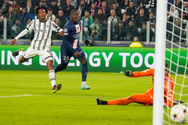 Nuno Mendes (Paris Saint Germain FC) bu golü UEFA Şampiyonlar Ligi 'nde Juventus FC, Paris Saint-Germain FC' ye karşı Torino, İtalya 'daki Allianz Stadyumu' nda oynanan maçta attı.