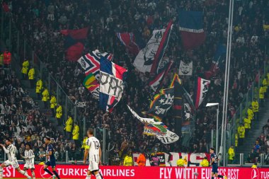 UEFA Şampiyonlar Ligi maçında Paris Saint Germain FC taraftarları Juventus FC, Paris Saint-Germain FC 'ye karşı Torino, İtalya' daki Allianz Stadyumu 'nda, 2 Kasım 2022 - Fotoğraf: Luca Rossin