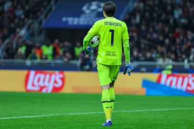 UEFA Şampiyonlar Ligi 2022 / 23 Grup Sahnesi sırasında AC Milan ile FC Red Bull Salzburg arasında 2 Kasım 2022 tarihinde Giuseppe Meazza Stadyumu 'nda oynanan E Grubu futbol maçı sırasında AC Milan' dan Siprian Tatarusanu - Fotoğraf: Fabrizio Carabelli / LiveMedi