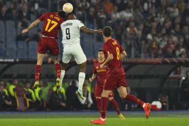 A.S. Roma 'dan Matias Vina ve PFC Ludogorets' ten Thiago, A.S. Roma ile PFC Ludogorets 1945 arasındaki UEFA Avrupa Ligi C Grubunun altıncı gününde 3 Kasım 2022 'de İtalya' nın Roma kentinde Olimpico Stadyumu 'nda oynanan karşılaşmada görülüyor. - Fotoğraf: Domenico Cippitelli / LiveMedi
