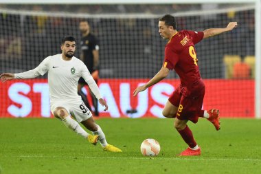 A.S. Roma 'dan Nemanja Matiç ve PFC Ludogorets' ten Cauly, A.S. Roma ile PFC Ludogorets 1945 arasındaki UEFA Avrupa Ligi C Grubu 'nun altıncı gününde 3 Kasım 2022' de İtalya 'nın Roma kentinde Olimpico Stadyumu' nda oynanan karşılaşmada görülüyor. - Fotoğraf: Domenico Cippitelli / LiveMedi