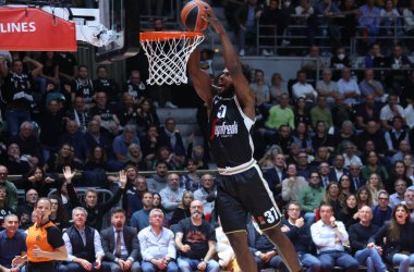Semi Ojeleye (Segafredo Virtus Bologna) Euroleague basketbol şampiyonası maçında Segafredo Virtus Bologna - Ldlc Asvel Villeurbanne - Bologna, 4 Kasım 2022, Paladozza spor sarayında - Fotoğraf: Michele Nucci / LiveMedi